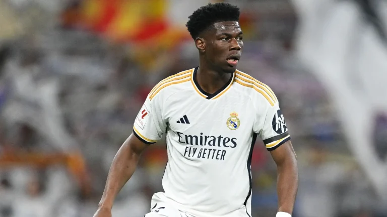 عودة تشواميني وغياب كورتوا قبل مواجهة ريال مدريد ضد أولمبياكوس