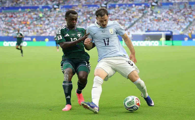 تحديات الدفاع السعودي في كأس العالم: نحو تحسين الأداء